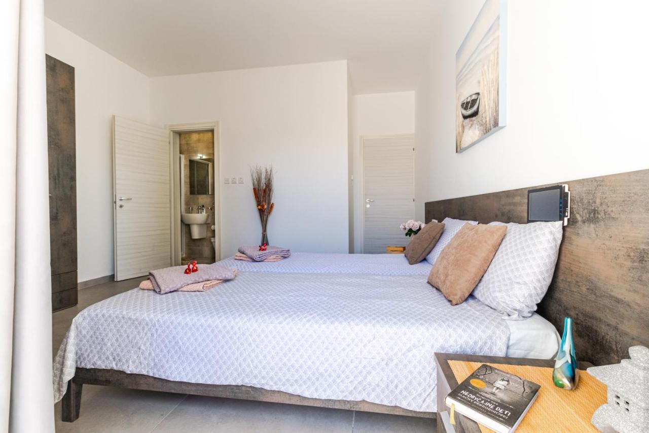 Spacious Brand New Apartment Hc Balcony 3 Bdr 2 Bth Bugibba San Pawl il-Baħar Eksteriør billede
